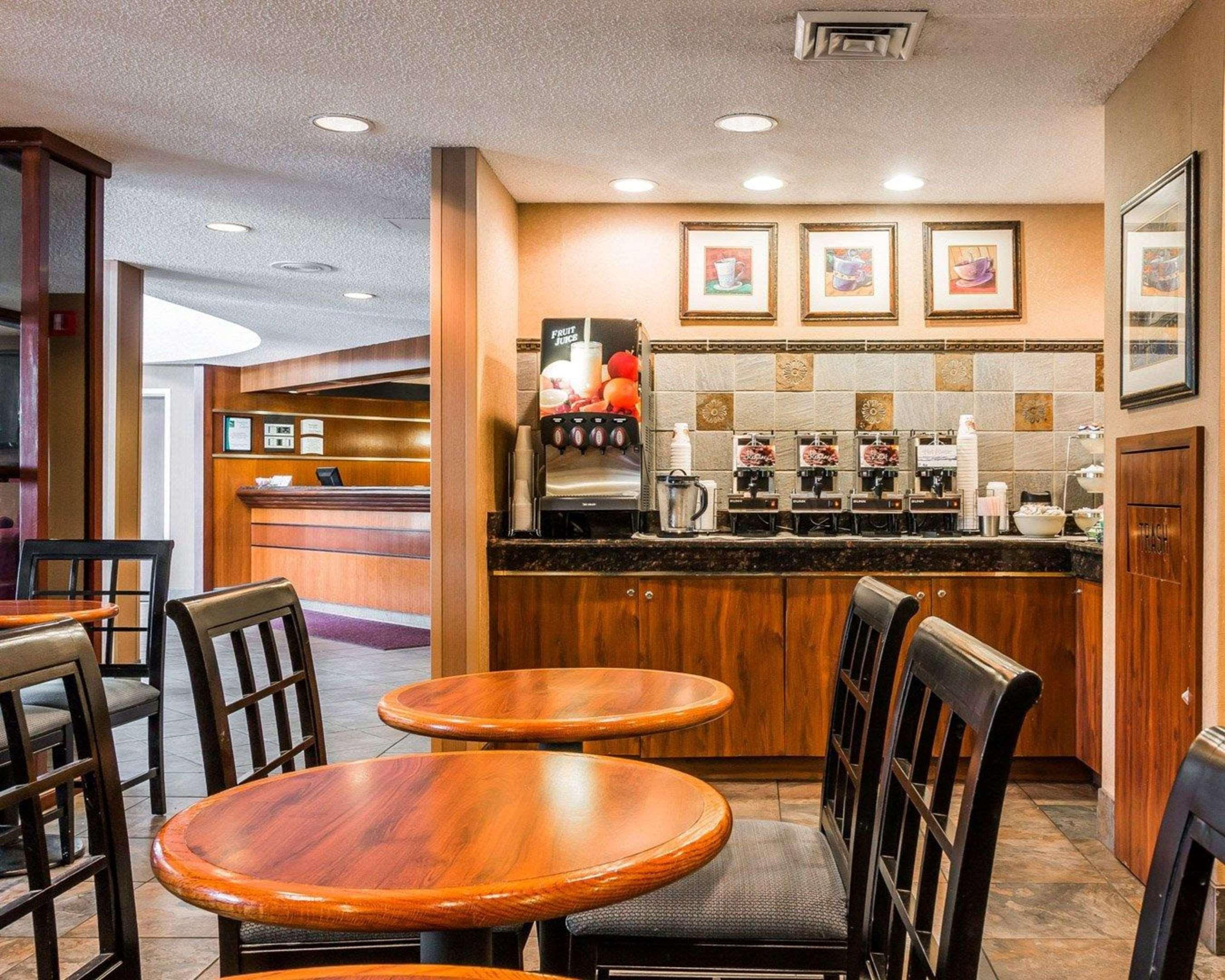 Quality Inn Auburn Hills - Detroit North מראה חיצוני תמונה
