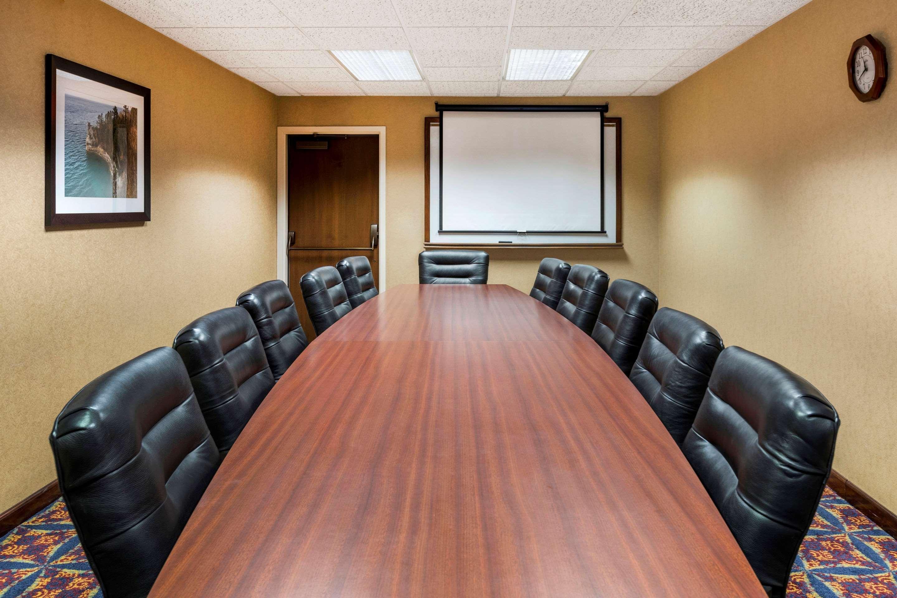 Quality Inn Auburn Hills - Detroit North מראה חיצוני תמונה