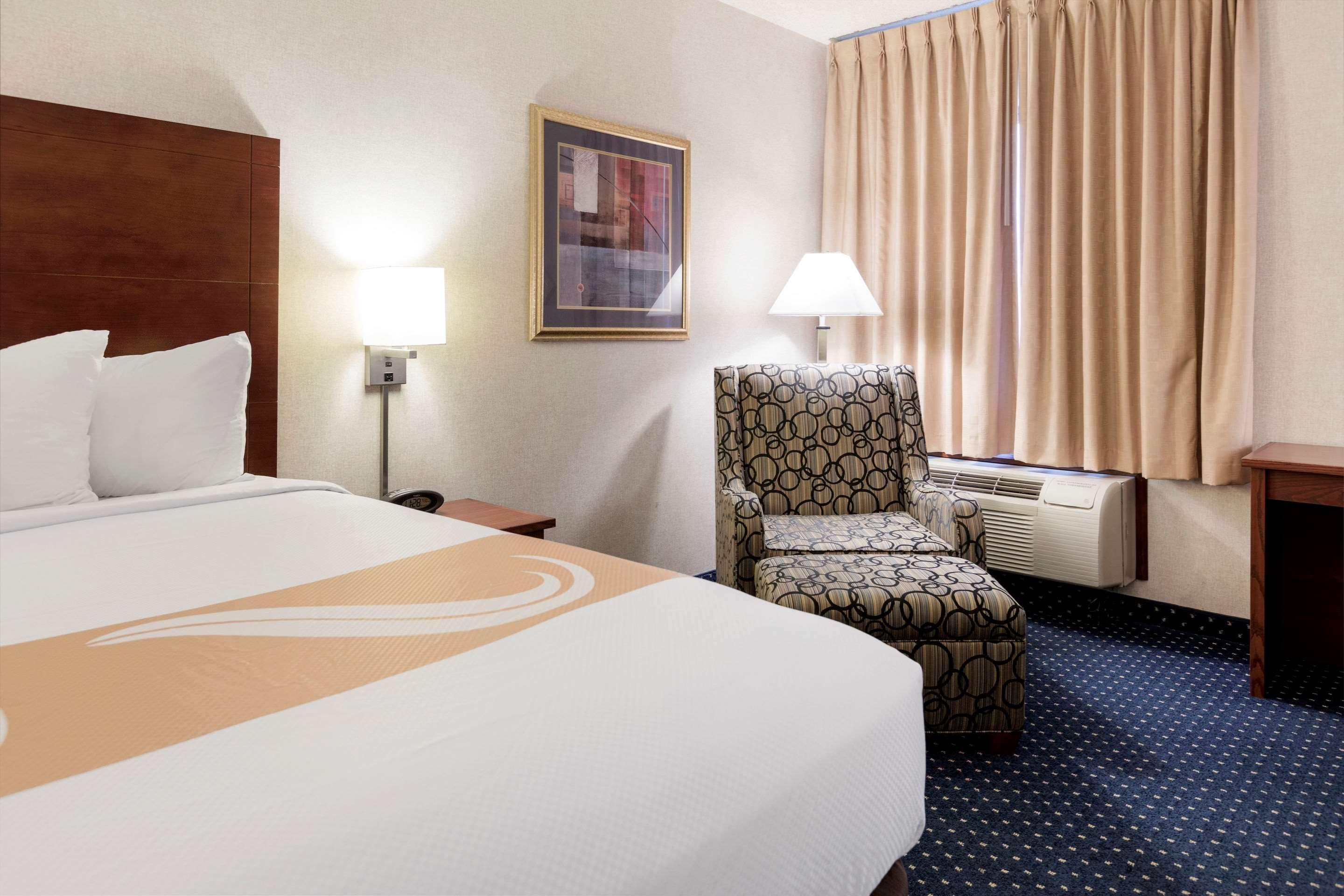 Quality Inn Auburn Hills - Detroit North מראה חיצוני תמונה